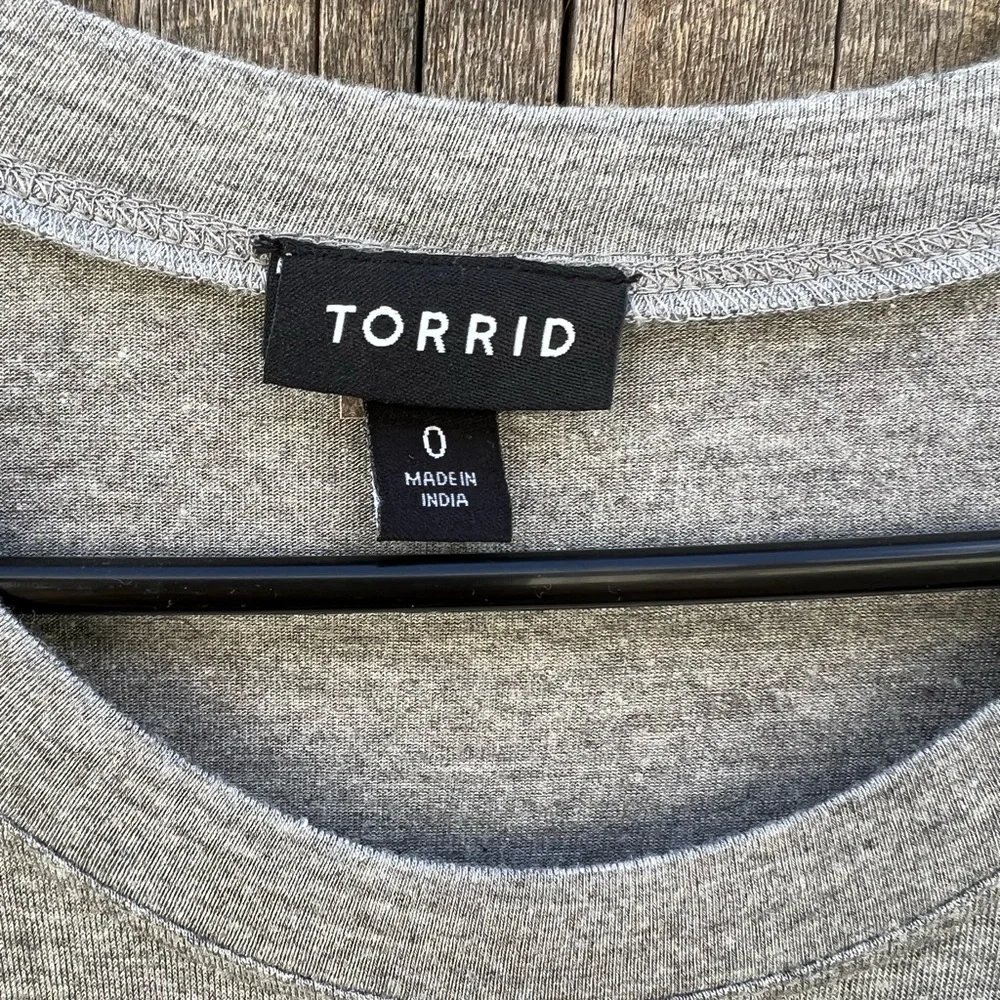 SOLD Torrid embellished top with lace-up sleeves - Picture 4 of 5